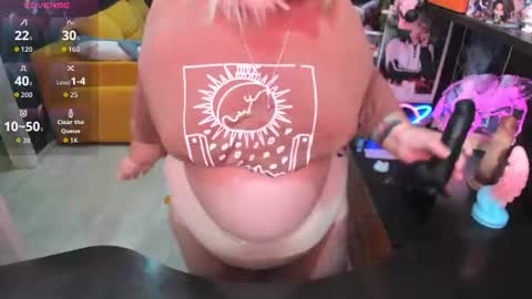 Sofie online show from August 18, 2:39 am