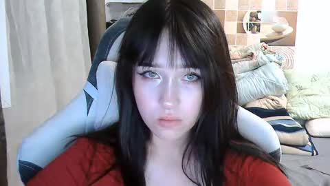Eva online show from August 8, 5:57 pm