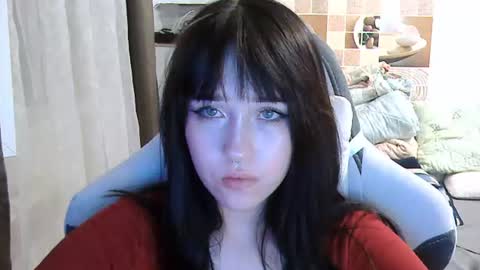 Eva online show from August 8, 7:03 pm