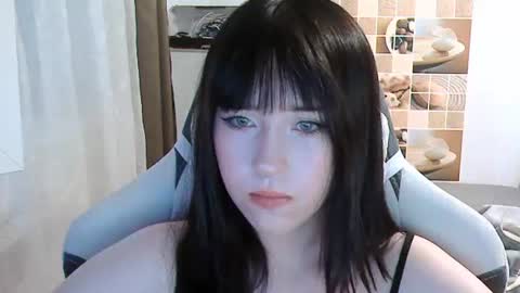 Eva online show from August 9, 4:52 pm