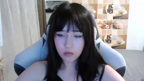Eva online show from August 10, 6:42 pm