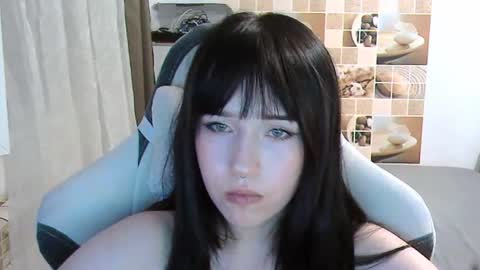 Eva online show from August 10, 7:48 pm