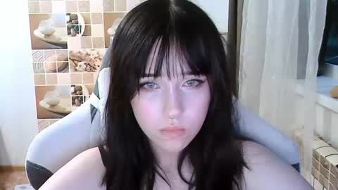 Eva online show from August 13, 4:32 pm