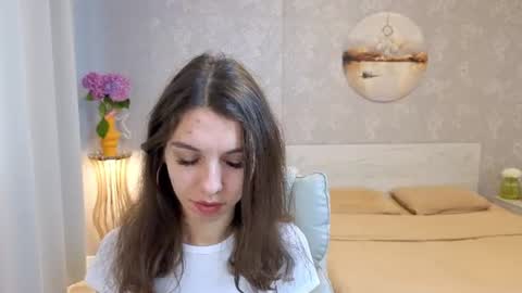 Kelly online show from August 3, 10:44 am
