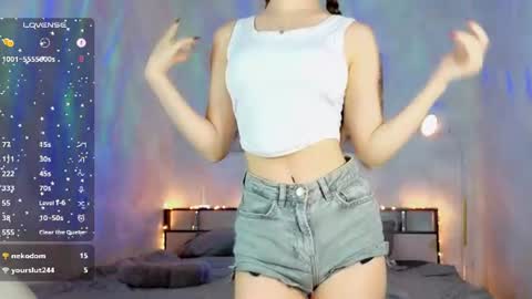 softy_bunny online show from August 15, 9:19 pm
