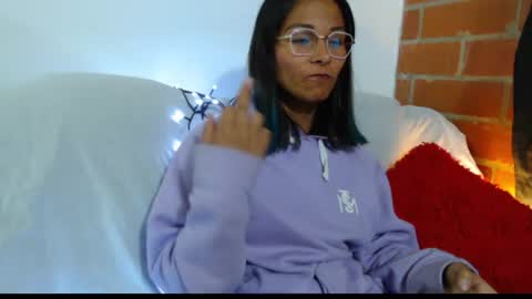  Sofy  online show from August 3, 11:45 pm