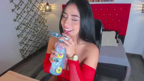 sofy_muller_ online show from August 12, 12:57 am