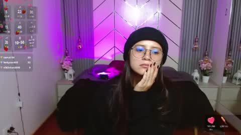 Sofy online show from August 6, 3:22 pm