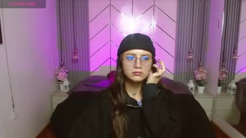Sofy online show from August 18, 2:45 pm