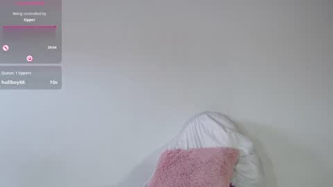     online show from July 21, 5:26 pm