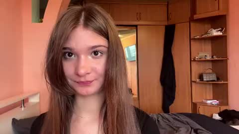 Catheryn online show from August 8, 1:33 pm