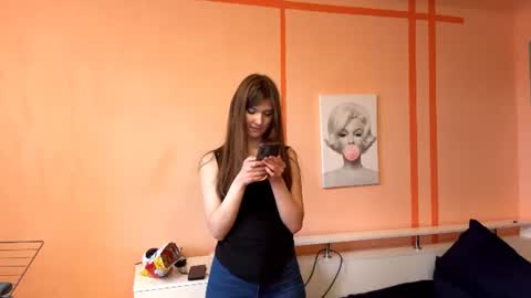 Catheryn online show from August 9, 3:35 pm