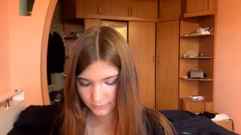 Catheryn online show from August 10, 2:40 pm