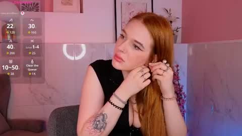 sollarkristy online show from August 26, 6:09 am