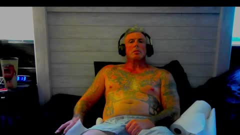 I love watching beautiful women play with themselves online show from April 26, 8:05 pm