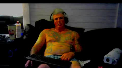 I love watching beautiful women play with themselves online show from May 23, 6:05 am