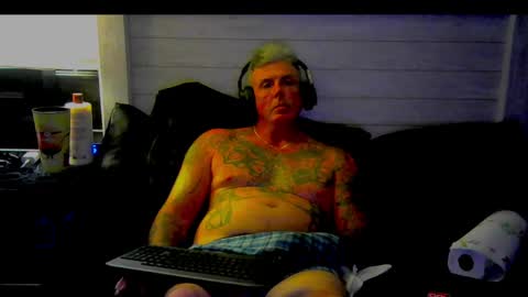 I love watching beautiful women play with themselves online show from May 23, 8:28 am