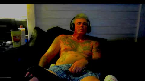 I love watching beautiful women play with themselves online show from May 23, 10:40 am