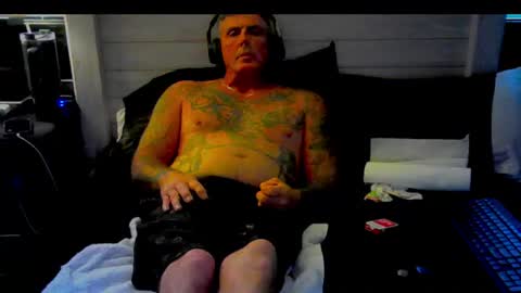 I love watching beautiful women play with themselves online show from June 20, 11:27 pm