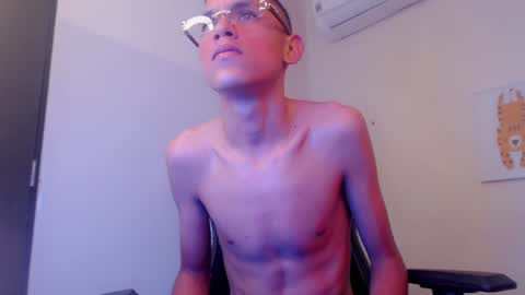 ESTEBAN online show from August 4, 1:57 am