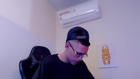 ESTEBAN online show from August 5, 1:47 am