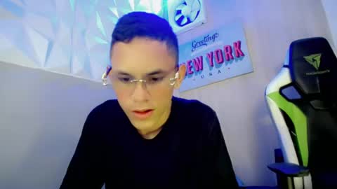 ESTEBAN online show from August 9, 1:01 pm