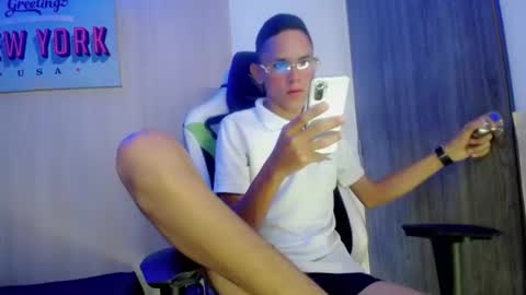 ESTEBAN online show from August 13, 12:19 pm