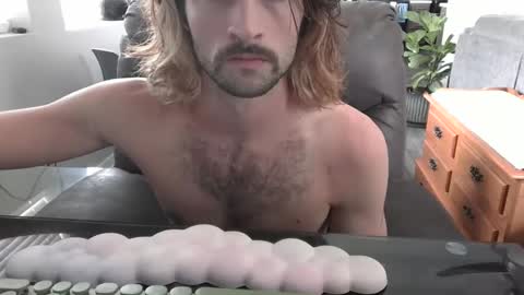 somerandom1109 online show from May 30, 8:43 pm