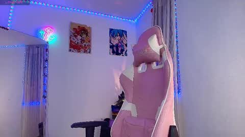 somethingxpecial online show from June 7, 3:44 am