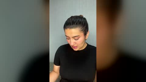 sommerr111 online show from June 1, 4:48 am