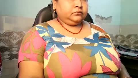 soni88888 online show from August 4, 4:31 am