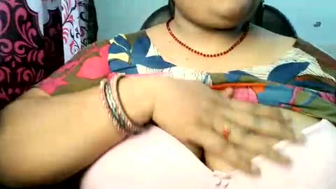 soni88888 online show from August 4, 10:34 am