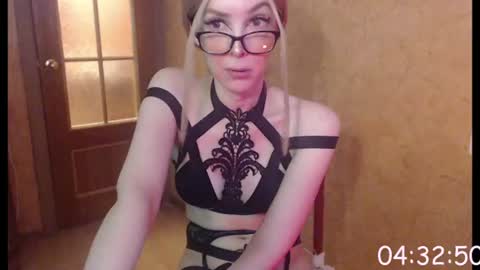 sonia209944 online show from July 23, 5:15 pm