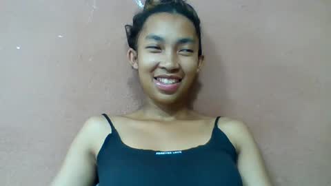 sonia4000 online show from August 12, 7:27 pm
