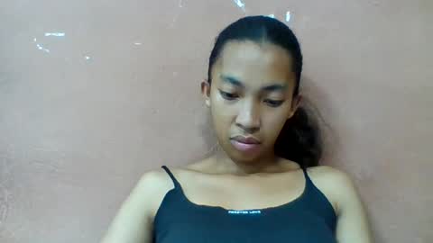 sonia4000 online show from August 14, 10:52 am