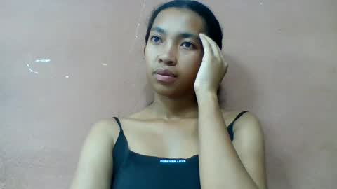sonia4000 online show from August 14, 7:28 pm