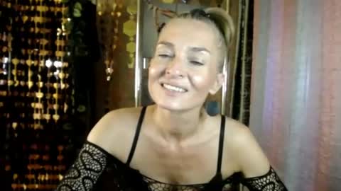 Sonia online show from August 9, 3:57 pm