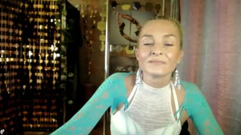Sonia online show from August 13, 3:26 pm