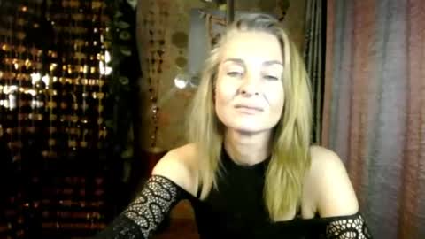 Sonia online show from August 15, 5:50 pm