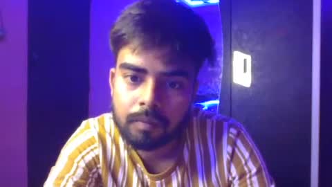soniriyaa010101 online show from August 12, 6:32 pm
