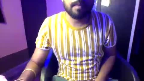 soniriyaa010101 online show from August 12, 7:38 pm