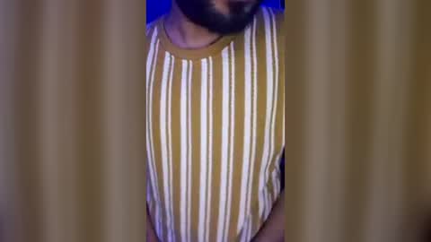 soniriyaa010101 online show from August 12, 8:44 pm