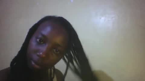 sonnie_is_pretty online show from May 26, 5:47 pm
