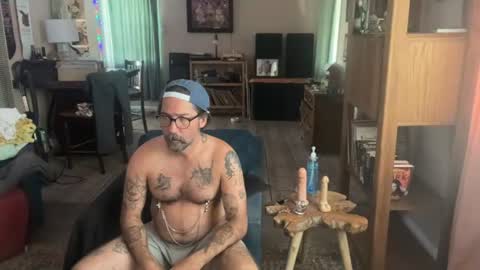 Tiptoy online show from August 15, 6:01 pm