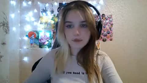 Mila online show from August 1, 6:14 pm