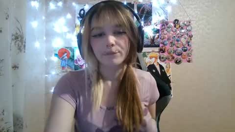 Mila online show from August 3, 8:49 pm