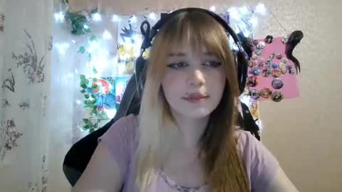 Mila online show from August 9, 6:42 pm