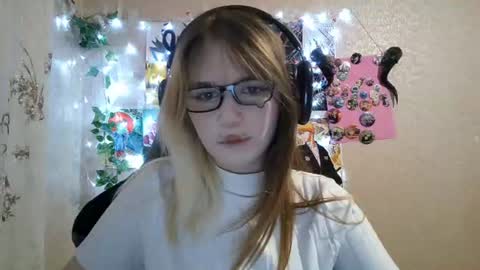 Mila online show from August 10, 4:19 pm