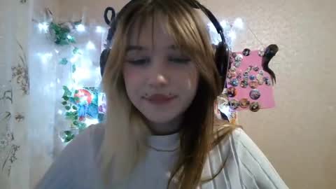 Mila online show from August 10, 7:37 pm