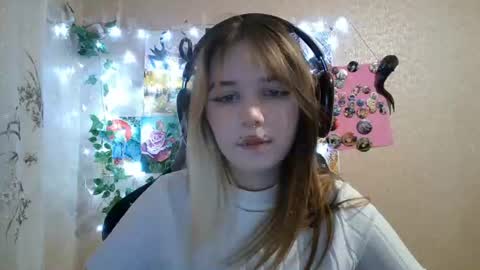 Mila online show from August 10, 8:43 pm